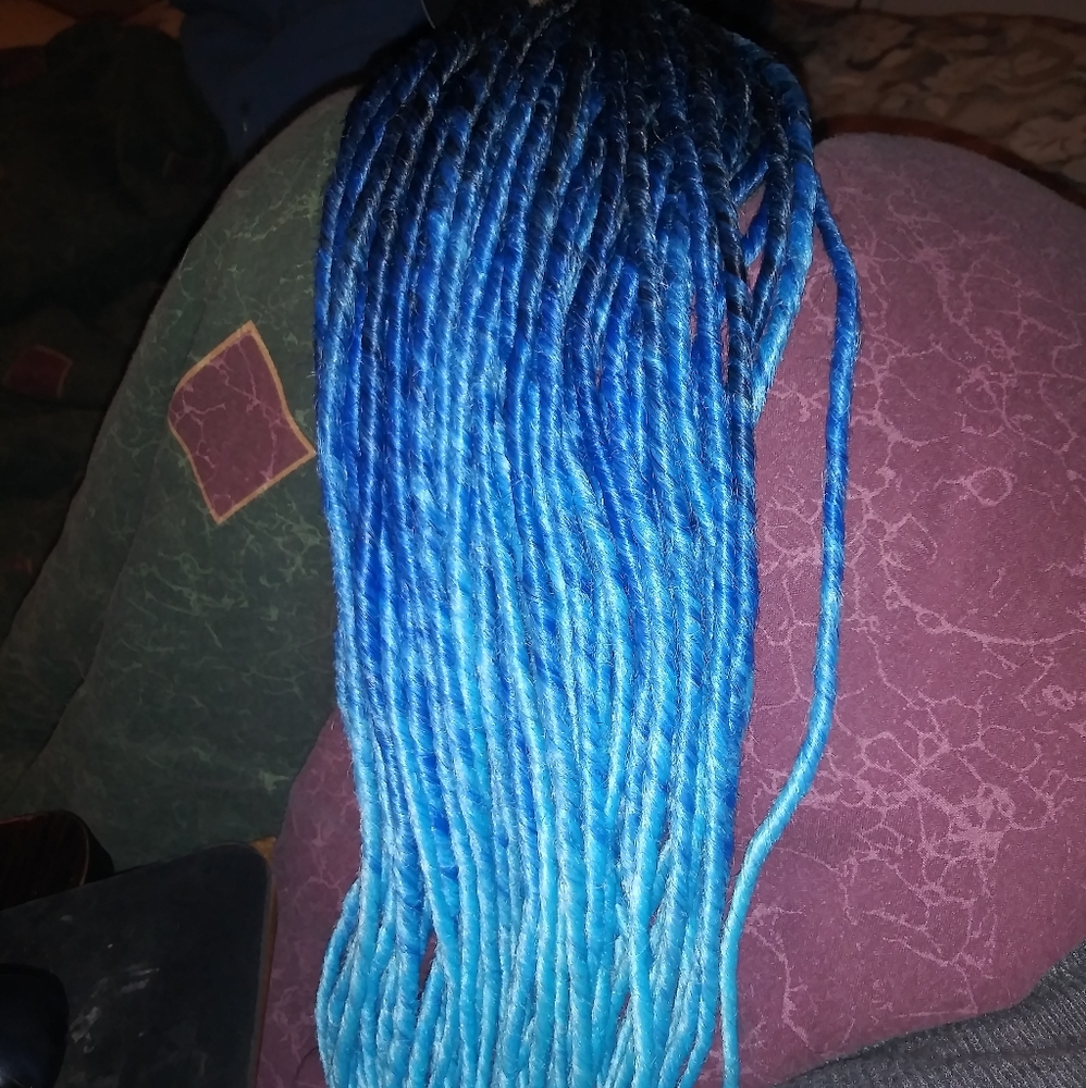 Synthetic hair dread extentions